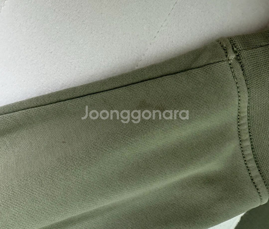 스톤아일랜드 맨투맨 s--2