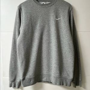 나이키 맨투맨 기모