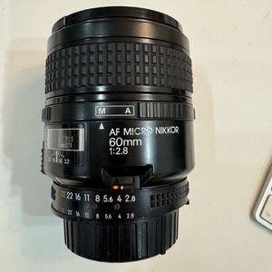 니콘 60mm F2.8 마크로 렌즈