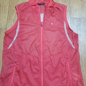 블랙야크 조끼 100 사이즈입니다