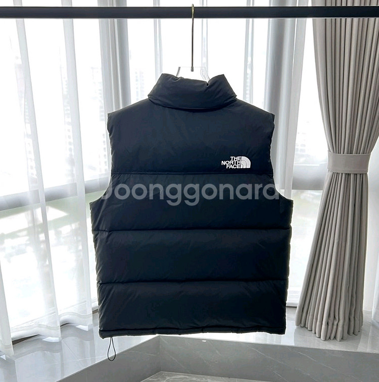 노스페이스 패딩조끼--1