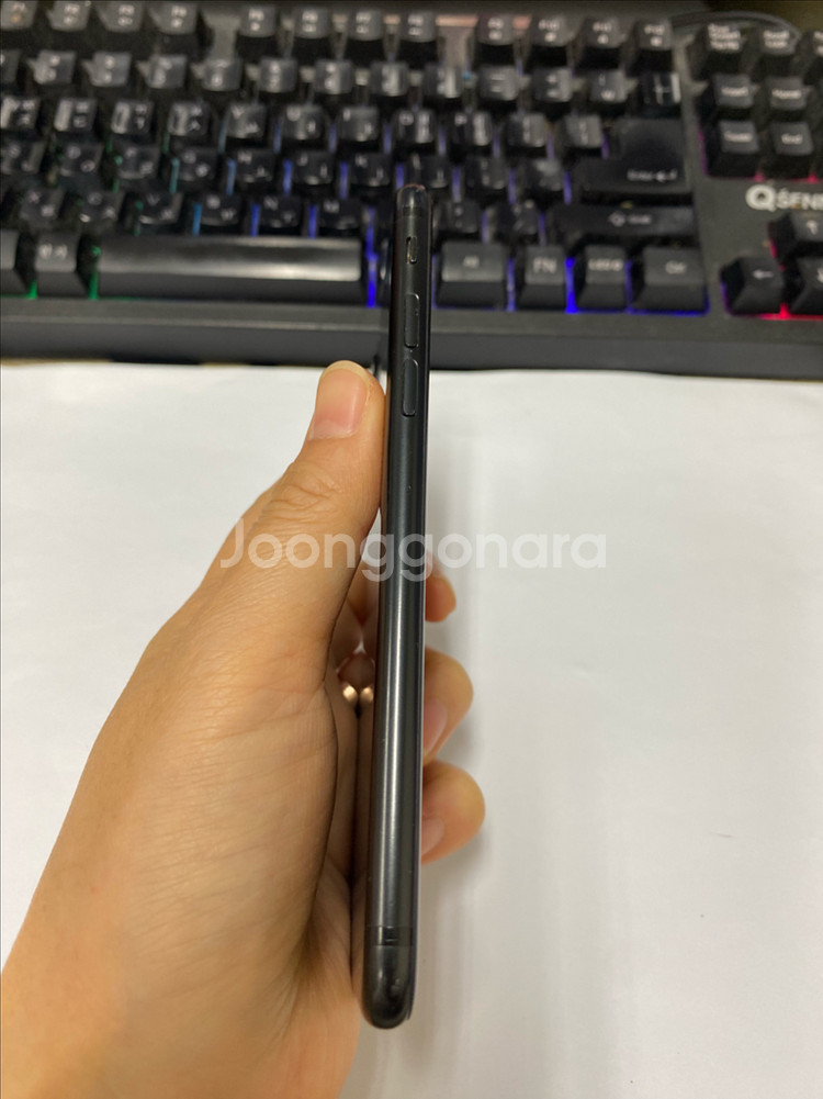 아이폰7 매트블랙 외관깔끔 128GB 91% 카메라용--4