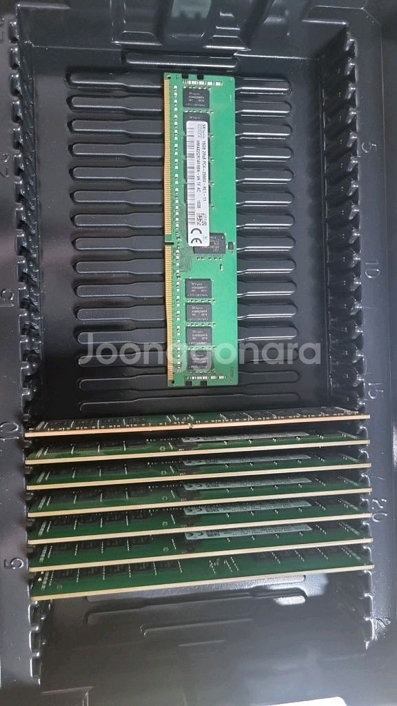 서버용 램 16gb 2rx8 pc4 2666v 8개--0