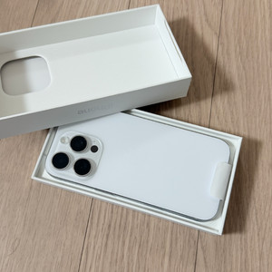 256gb 아이폰 무소음 화이트 티타늄 A급