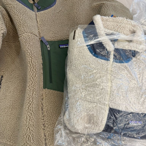 파타고니아 레트로x 새상품 판매합니다