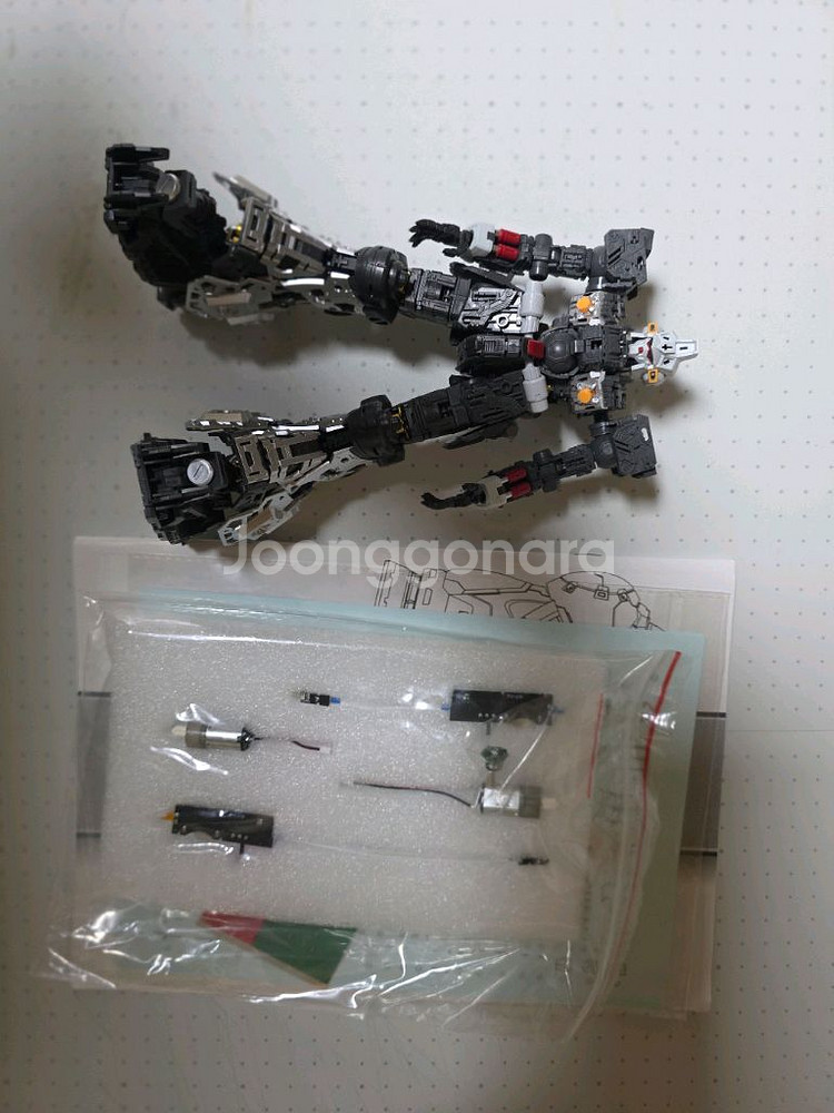 솔로몬 MG GP02 사이사리스--0