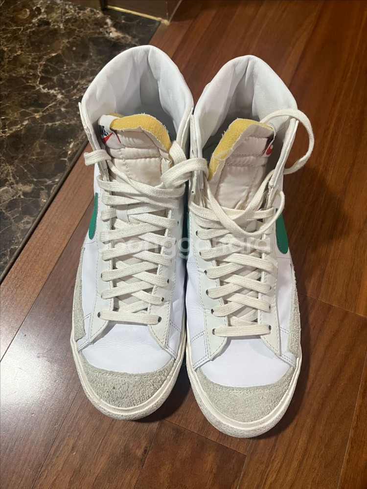 나이키 블레이저 미드 77--1