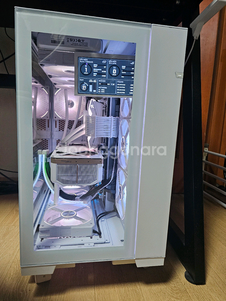 9800x3d 5090 본체 판매합니다--1