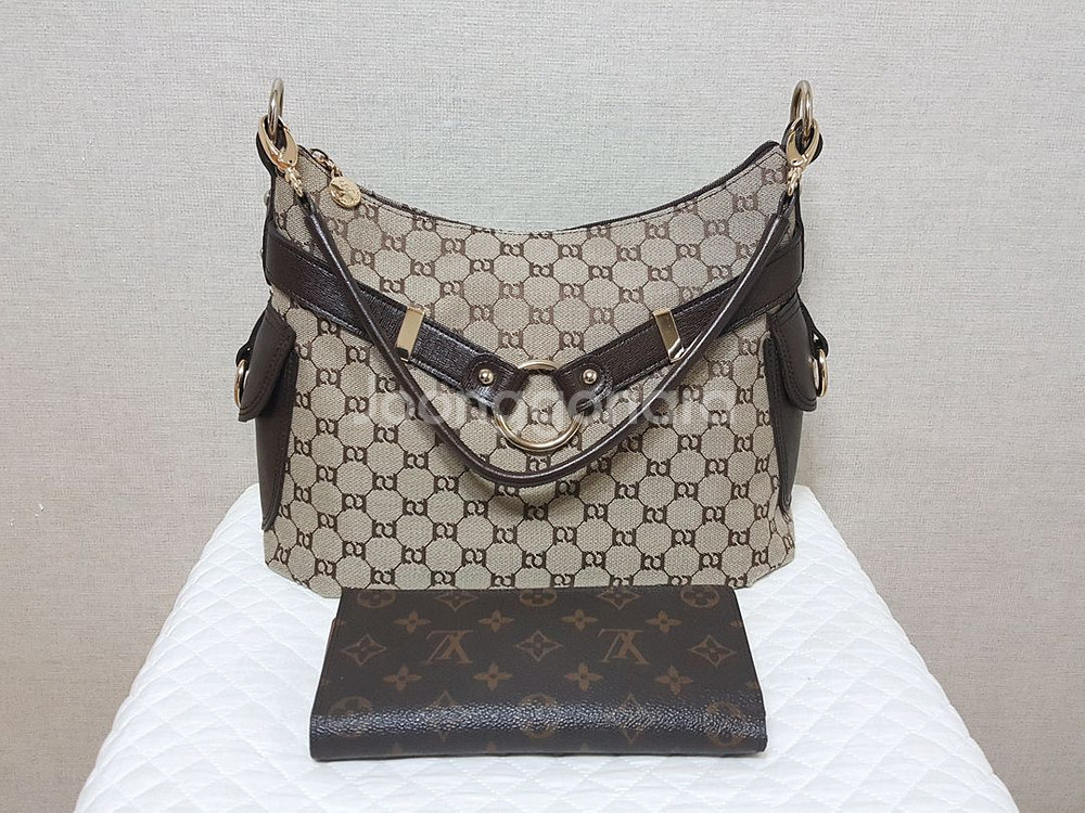 정품)팔레트(PALETTE) 중형 로고 자가드 숄더백--1