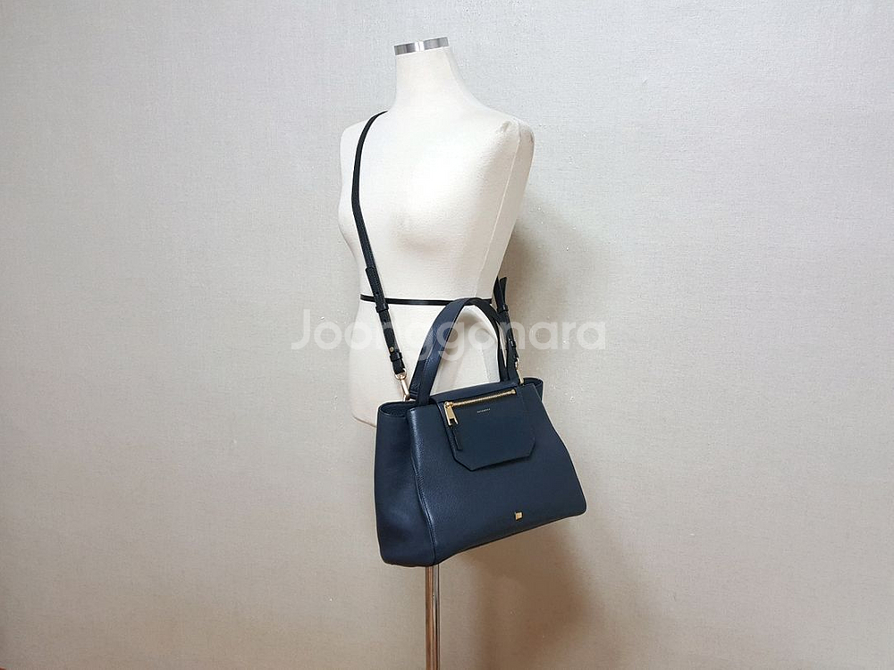 정품)삼성물산 라베노바 중형 소가죽 토트 크로스백--0