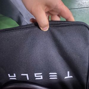 테슬라 모바일 커넥터