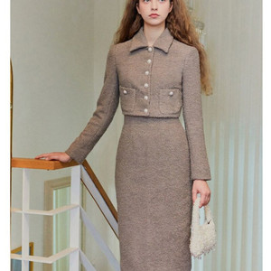 이바나헬싱카 트위드 셋업