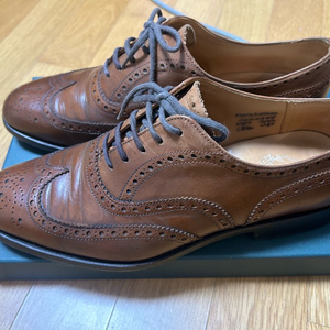 금강제화 헤리티지 7002 (260) 판매합니다.