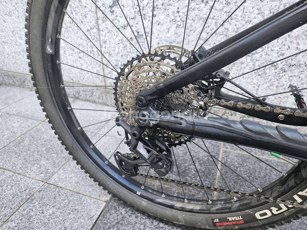 메리다 이원식스티 8000 카본 emtb--3