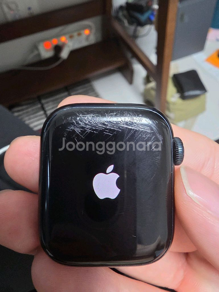 애플워치 7 나이키 41mm 초전투형 10만원에 팝니다--7