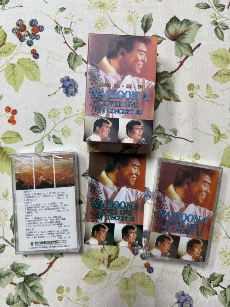 나훈아 슈퍼라이브 실황 콘서트 카세트테이프 (미개봉)--4