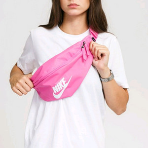 [새제품] 나이키 힙색 슬링백