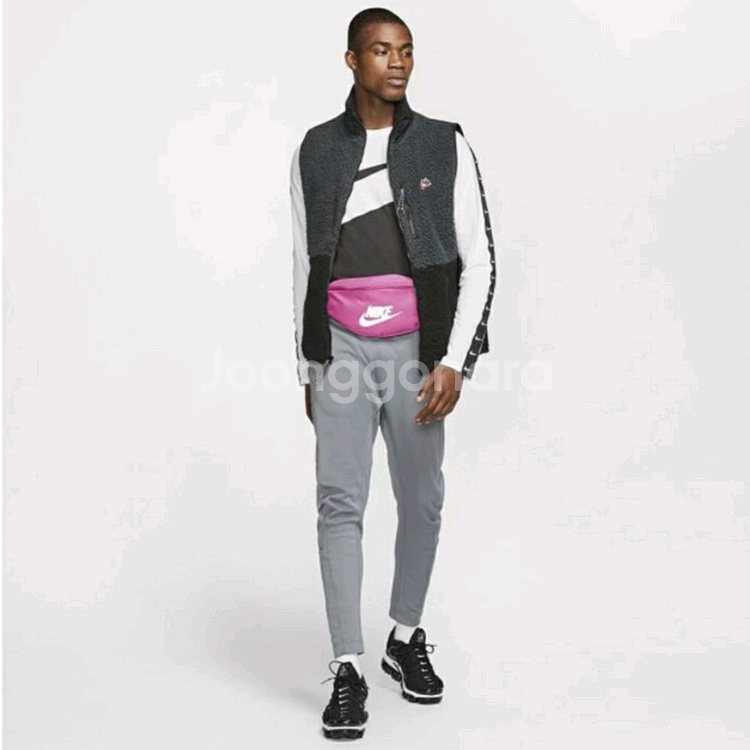 [새제품] 나이키 힙색 슬링백--2