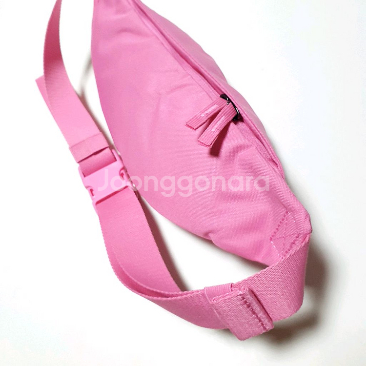 [새제품] 나이키 힙색 슬링백--7