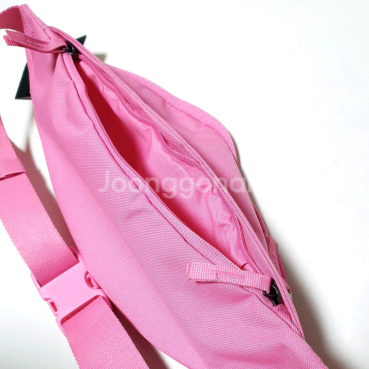 [새제품] 나이키 힙색 슬링백--9