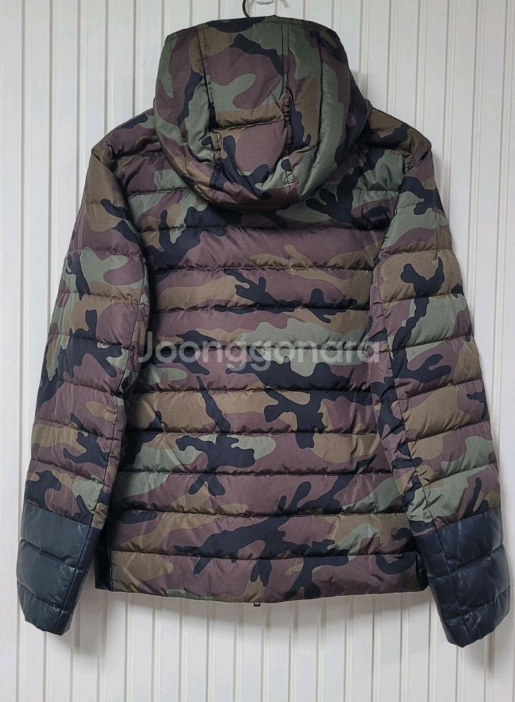 발렌티노 카모플라쥬 후드 패딩점퍼--1