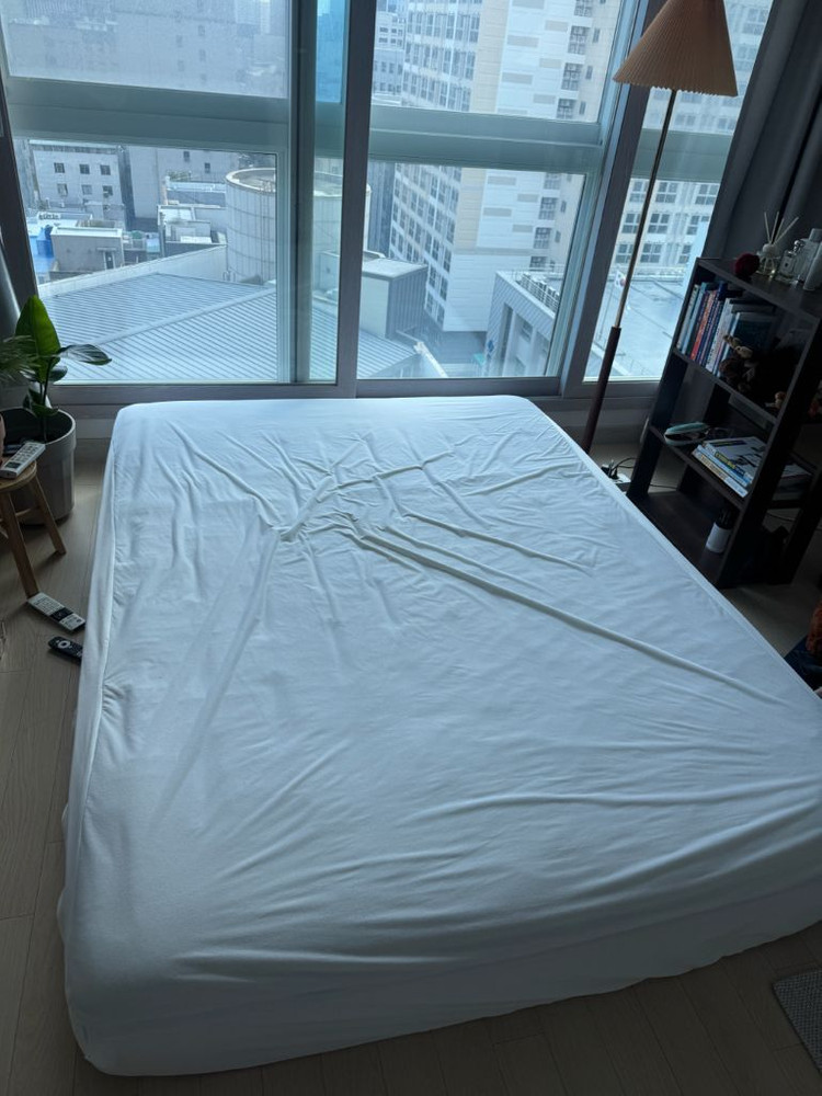 지누스 얼티마 에어 하이1브리드 스프링 매트리스 퀸사이 이미지