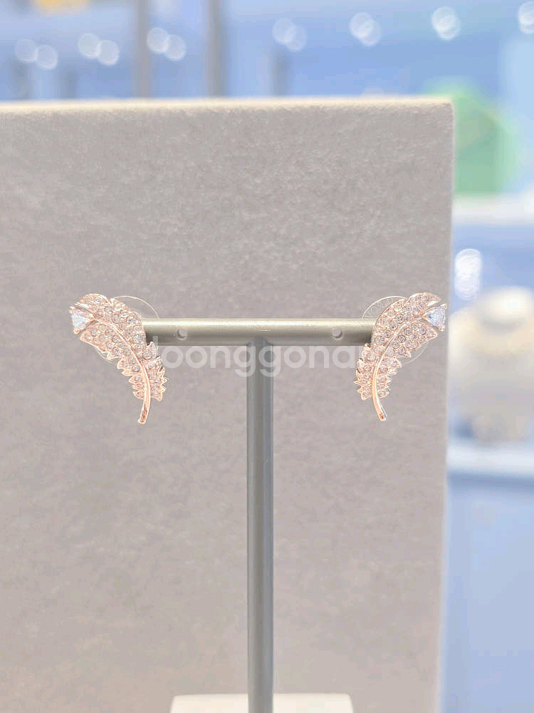 (새상품) 스와로브스키 귀걸이--4