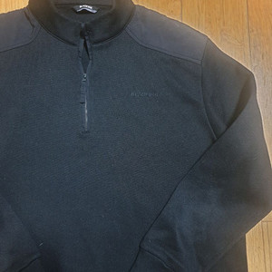 블랙야크 아웃도어 반집업 120 사이즈입니다