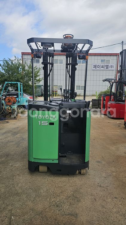 최신토요타 입식 7FBR 1.5톤 전동지게차 4M FP--4