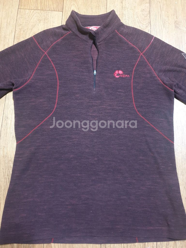 네파 아웃도어 반집업 95 사이즈입니다--0