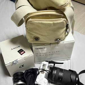 소니 zv-e10m2 풀박스+ 탐론 18-300 팝니다