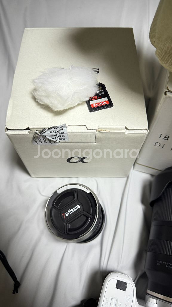 소니 zv-e10m2 풀박스+ 탐론 18-300 팝니다--4
