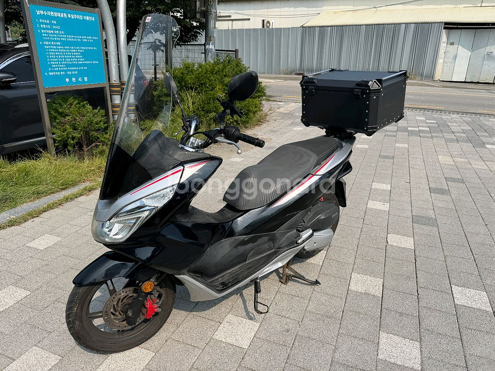 혼다 pcx125 18년 스페셜컬러 판매합니다--1