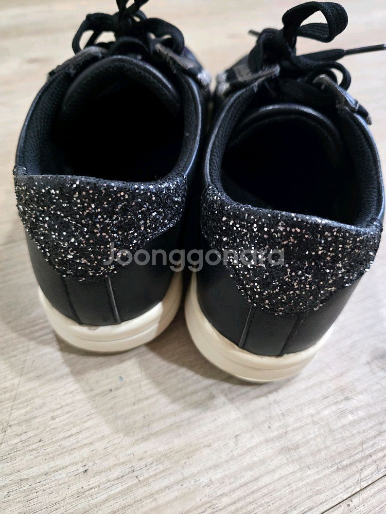 ELLE GOLF 스파이크리스 여성가죽 골프화 235m--3