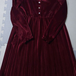 일로딜로키즈 160사이즈 원피스 8000원에 판매합니다