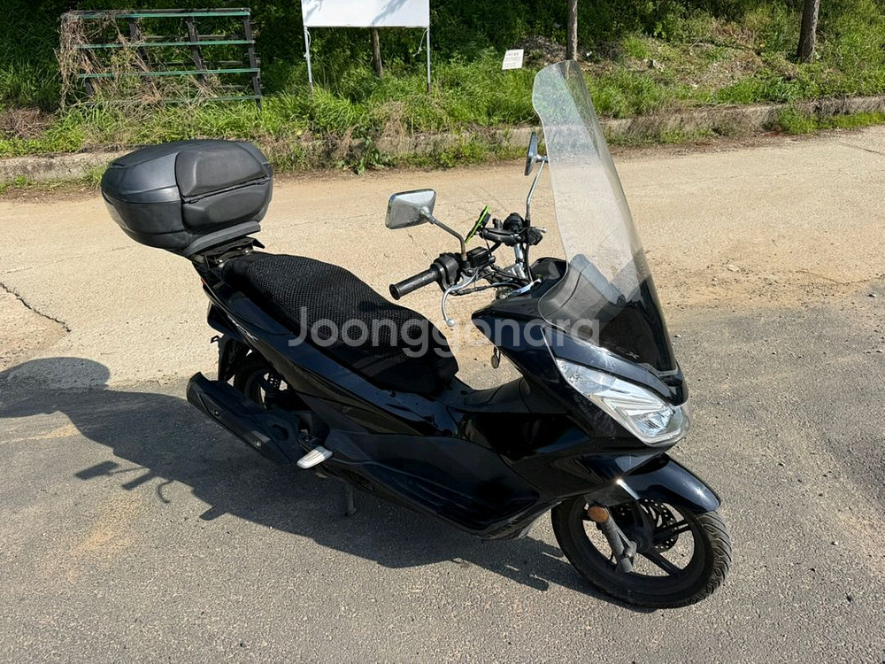 혼다 pcx125 16년 최상급 판매합니다--0