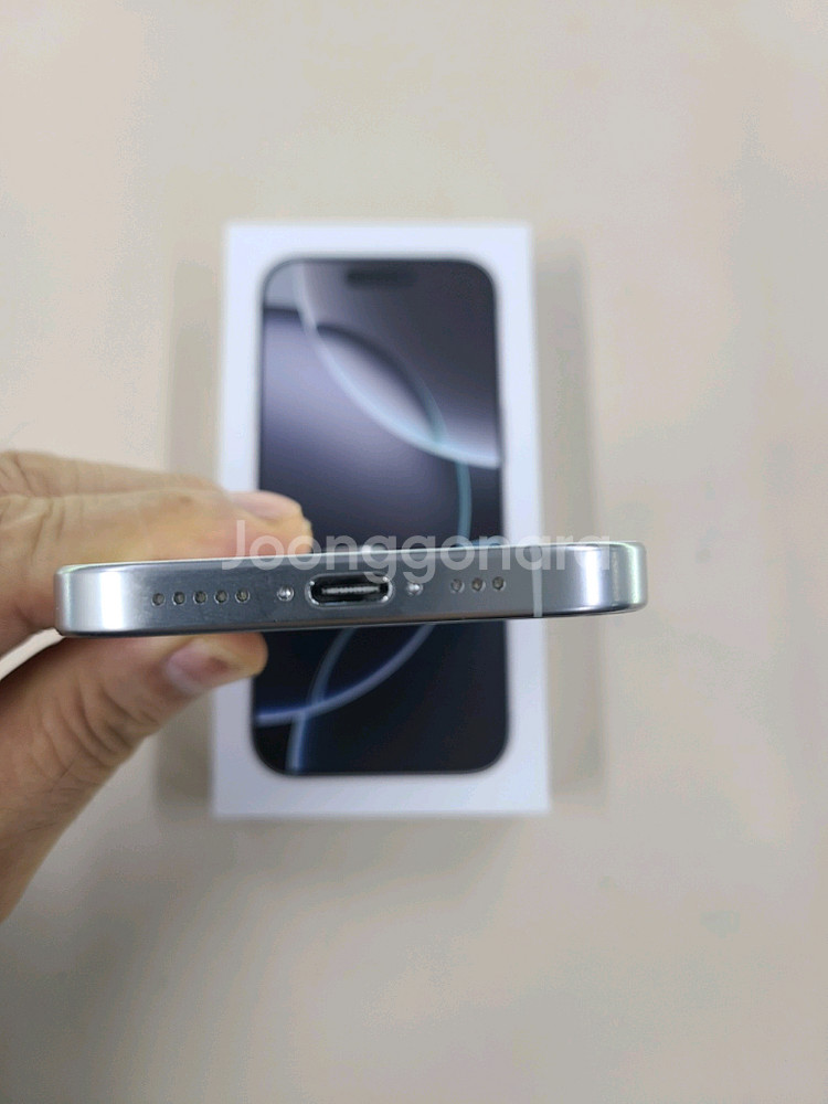 아이폰16프로 256G 밧데리94프로 무기스 상태최--3