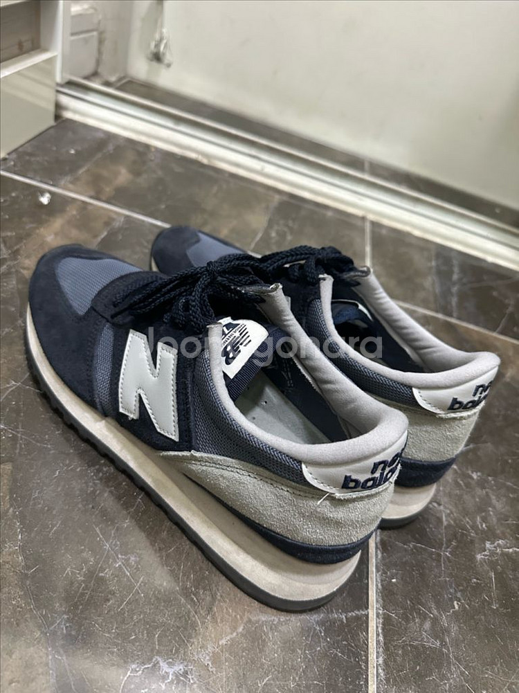 뉴발란스 m730 네이비 255사이즈--0