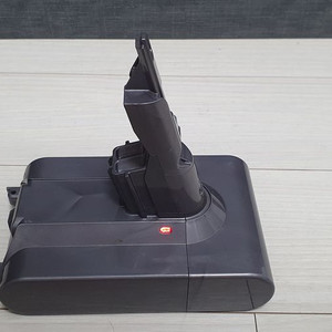 다이슨 V7 SV11 배터리 1만에 판매