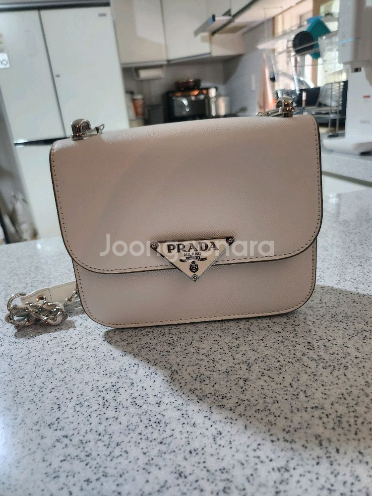 프라다가방--0