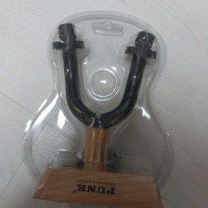 기타벽걸이 러치대