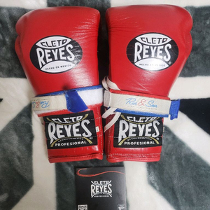 클레토 레예스 훅앤루프 14온스 레드 글러브 판매합니