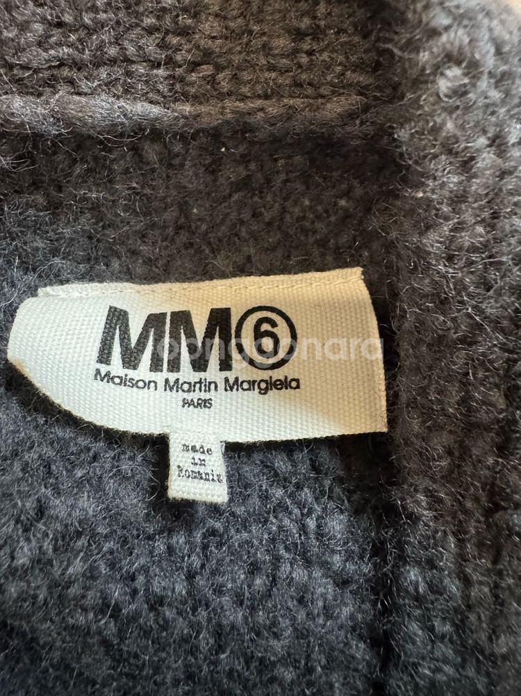 메종마르지엘라 MM6 부클 가디건-챠콜--3