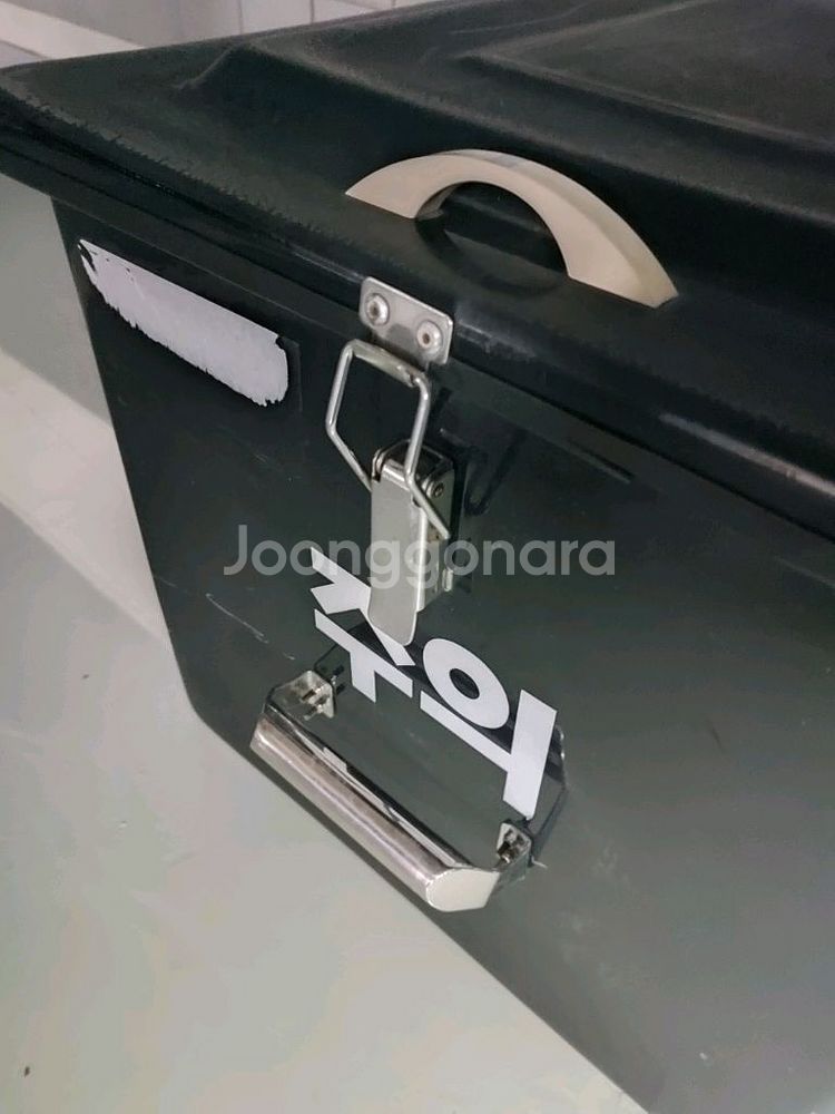 pcx 2022년식에 달려 있던 짐대 + 배달통 팜--2