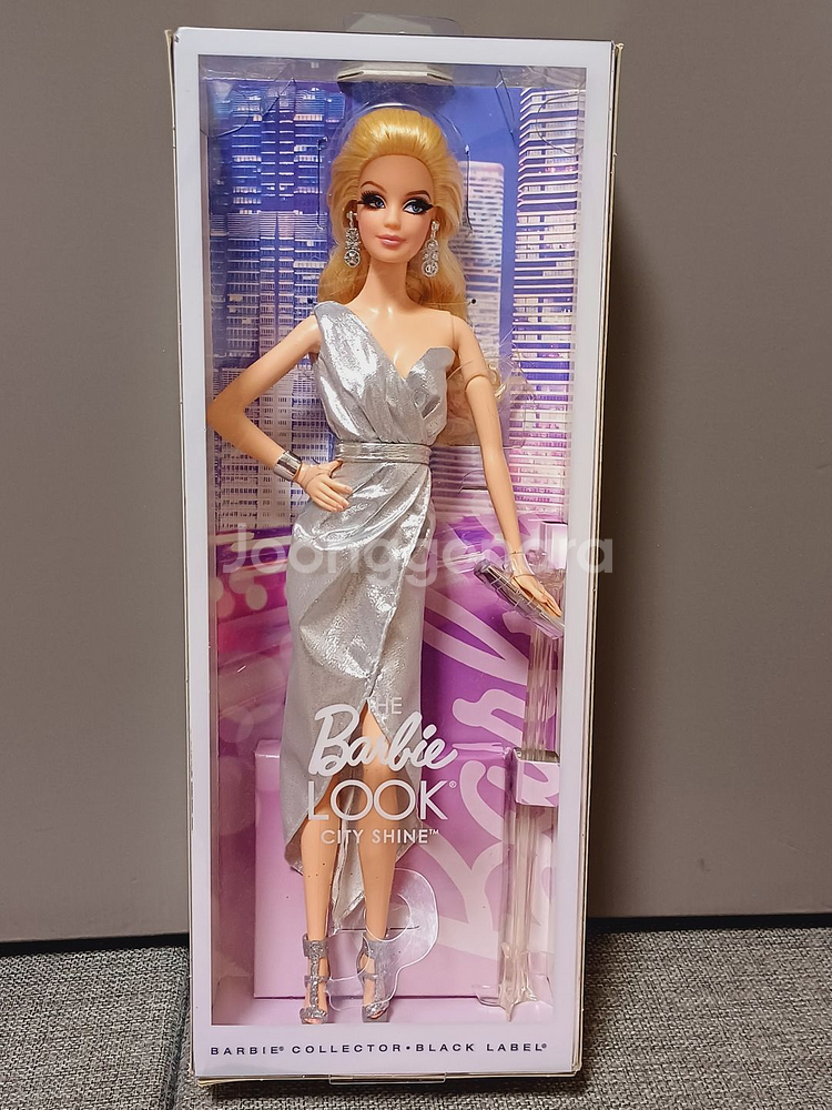 (택포)콜렉터 바비인형--1