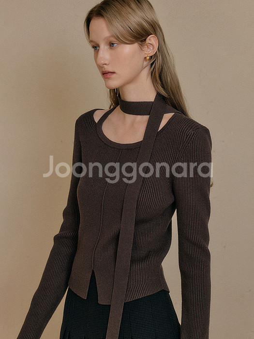 (새상품) 룩캐스트 위트니 컷아웃 니트 탑 브라운 S--0