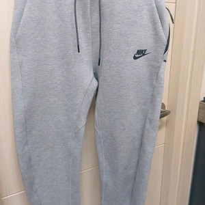 나이키 테크팩 팬츠 s사이즈