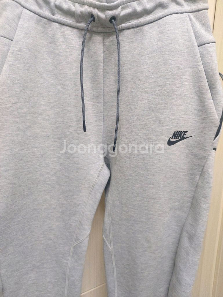 나이키 테크팩 팬츠 s사이즈--1