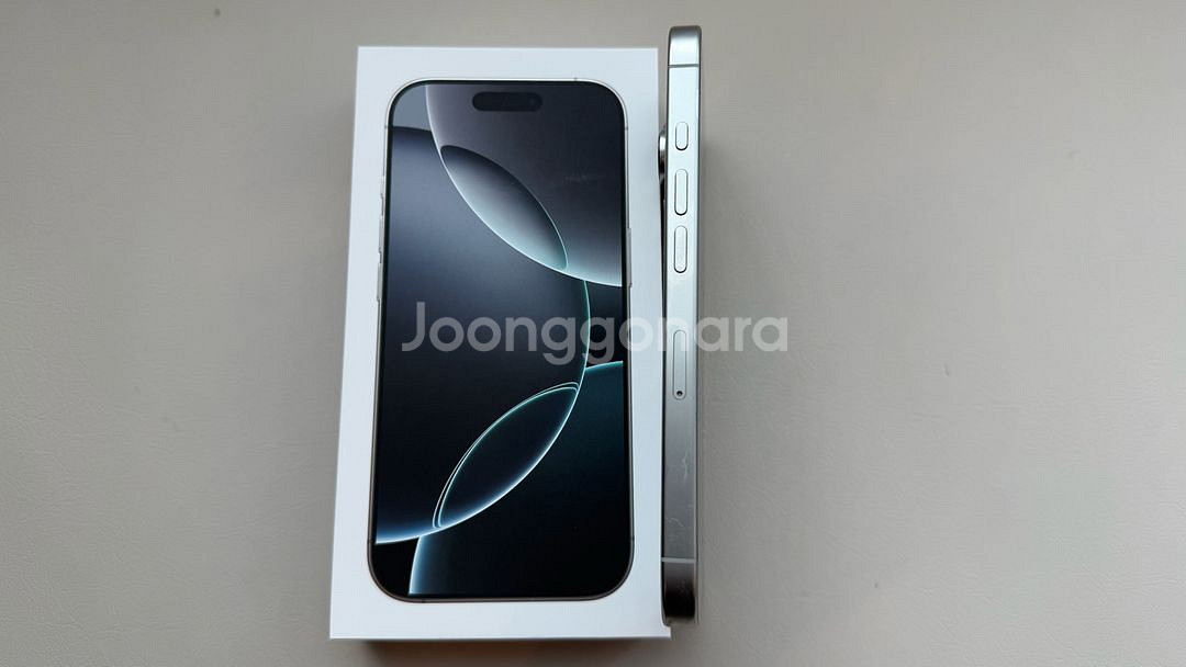 아이폰16프로 256gb 화이트티타늄 자급제폰--2