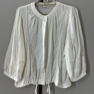 A.Moment 흰색 블라우스